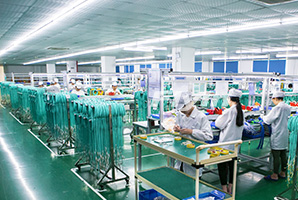 ​​超高密度光纤连接器研发与制造